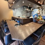 焼肉と炊きたて米 肉日和 - 内観