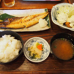 Harahorohirehare - 
                      本日の焼き魚と鶏の唐揚げタルタル