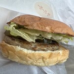 サンタバーガー - 料理写真: