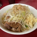 ラーメン二郎 - ラーメン100％(ニンニク,アブラ)