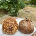 リープリング - 左ミューズリー　280円　右クランベリー　240円