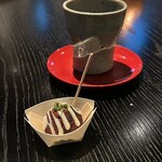 ラ・ボンヌターブル - 