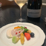 ラ・ボンヌターブル - 