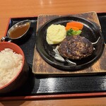 グリル＆カレー　カキヤス EXPASA御在所店  - 