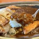 Wスパイス - カレーは欧風系