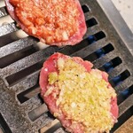 生ハラミ＆ネギタン焼肉　金肉屋 - 特製ネギタン５種盛り合わせ