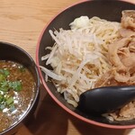 肉盛り みそラーメン 侍倶楽部 - 