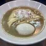 ヌードル＆スパイスカレー 今日の1番 - 朝限定セットのラーメン※味玉は店主からのお心遣い