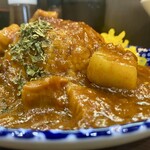 ヌードル＆スパイスカレー 今日の1番 - ポークがゴッロゴロ　PART1