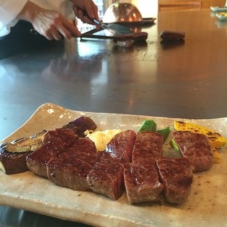 品川駅でおすすめのステーキ5選 安いランチやディナーも 食べログまとめ 品川駅でおすすめのステーキ5選 安いランチやディナーも 食べログまとめ