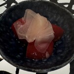 お酒とおばんざい　ひなた - お通しのガリトマ