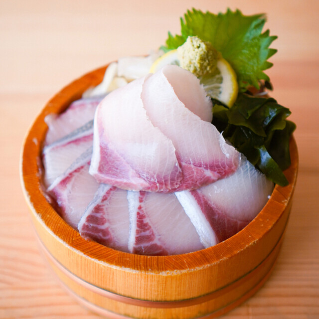 牡蠣と海鮮丼 ふぃっしゃーまん亭 - 仙台空港（海鮮丼）の写真