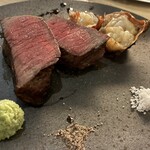 BISTRO legna - 薪焼きがメインのビストロレグナさん。お料理も接客も全てにおいて一流です。本当に魅力あるお店で何度も訪れています。皆んな喜ばれます。いつもサプライズに溢れて感動します。