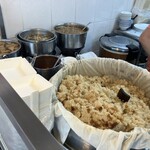 珠記大橋頭油飯 - 店内