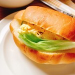 カフェ はとおか - 卵ロール。おいしーーー！