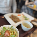 エムエム タイ - 