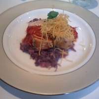フリコトー - 茨城産豚モモ肉のあぶり焼き　赤キャベツの煮込み添え