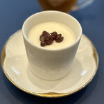 蟹王府 - 杏仁豆腐