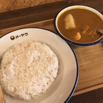 早稲田メーヤウ - 「インド風チキンカリー」（中盛り350g、1,200圓）。