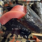 ロピア - 魚萬 海鮮はみ出し巻き(中とろ) リフトアップ