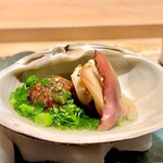 炎水 - メニューに無い献立も「長万部の北寄貝」「金目鯛のつくね」「菜の花」　金目鯛のカマも無駄なくつくねに