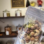 グルーヴィナッツ - 