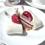 페닌슐라 라운지 & 바 - 