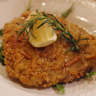 一品一品丁寧に仕上げる、こだわりの本格イタリア郷土料理