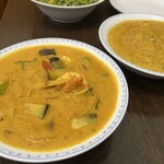 コチン ニヴァース - 