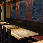 山海倶楽部 - テーブル席