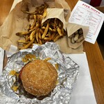 FIVE GUYS - 