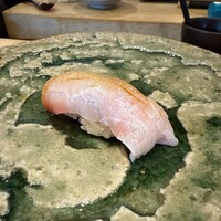 梅田 鮨 よこ田 - 