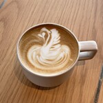RONIN Coffee - Café Latte brewed with a machine from Simonelli, Italy