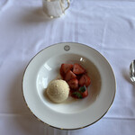 ザ・フジヤ - イチゴのフランベ（ワゴンサービス）