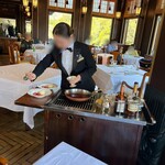 ザ・フジヤ - 目の前で盛り付け♪