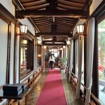 ザ・フジヤ - 内観