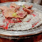 焼肉ぱんち - 