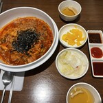 新羅製麺 安国店 - 