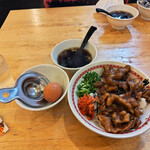 肉汁麺ススム - 肉汁丼レベル2