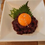 炭火焼肉バル AGITO HIRAO - 馬ユッケ