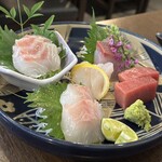 銀シャリ鮮魚 オサカナマルシェ - 