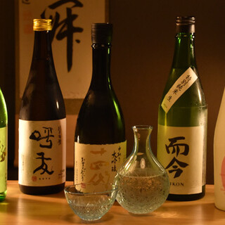 全国から厳選した日本酒を、こだわりの逸品と共にご満喫ください