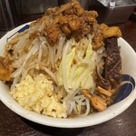 ラーメン 雷 東京本丸店 - 