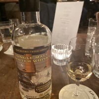 TOKYO Whisky Library - 