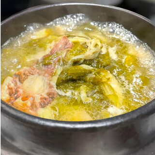 肉だけじゃない！種類豊富な一品料理はどれも絶品！