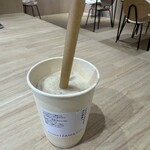 MAISON IZAWA Cafe - バナナシェイク