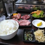 肉丸 - 