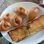 モンマルトル - ベーコンエピ・明太フランス