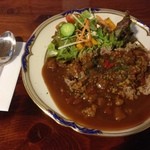 風庵 - 薬膳カレー
            ベースはボンカレーかｸﾝｸﾝ(￣∞￣)
            騙された（ ＊ ）←けつ！！