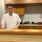 貴山 - 金森氏。十六年、京味で西翁を支えた最期の花板